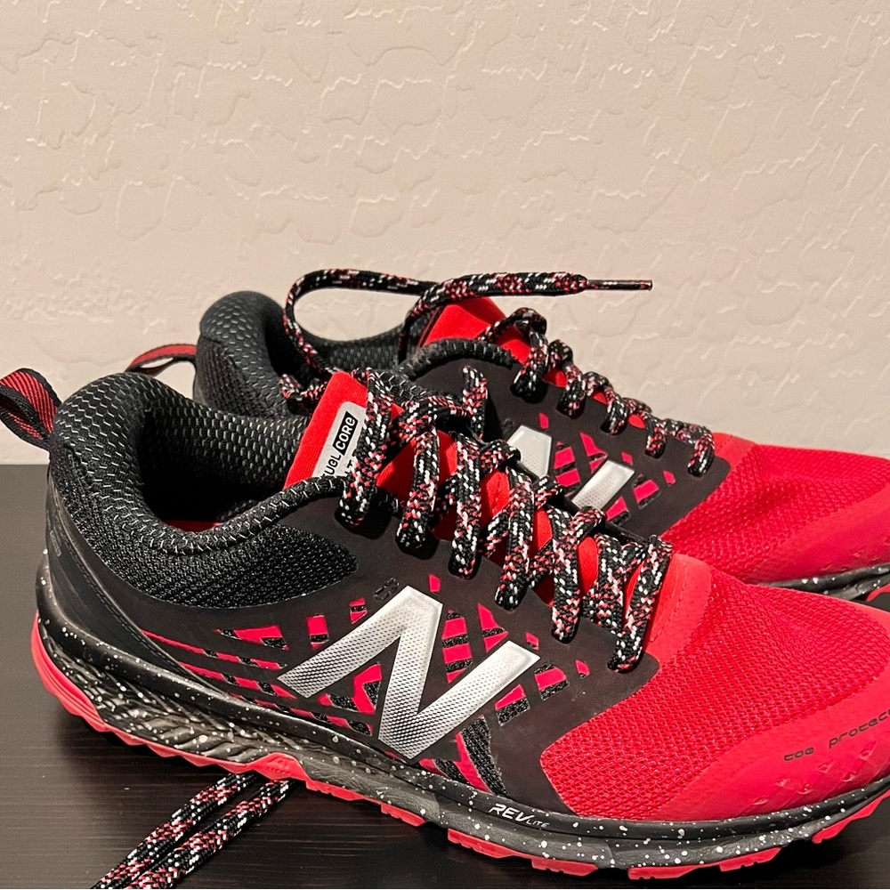 New Balance Men’s size 8.5